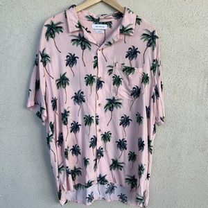 Urban Outfiiters short sleeve shirt